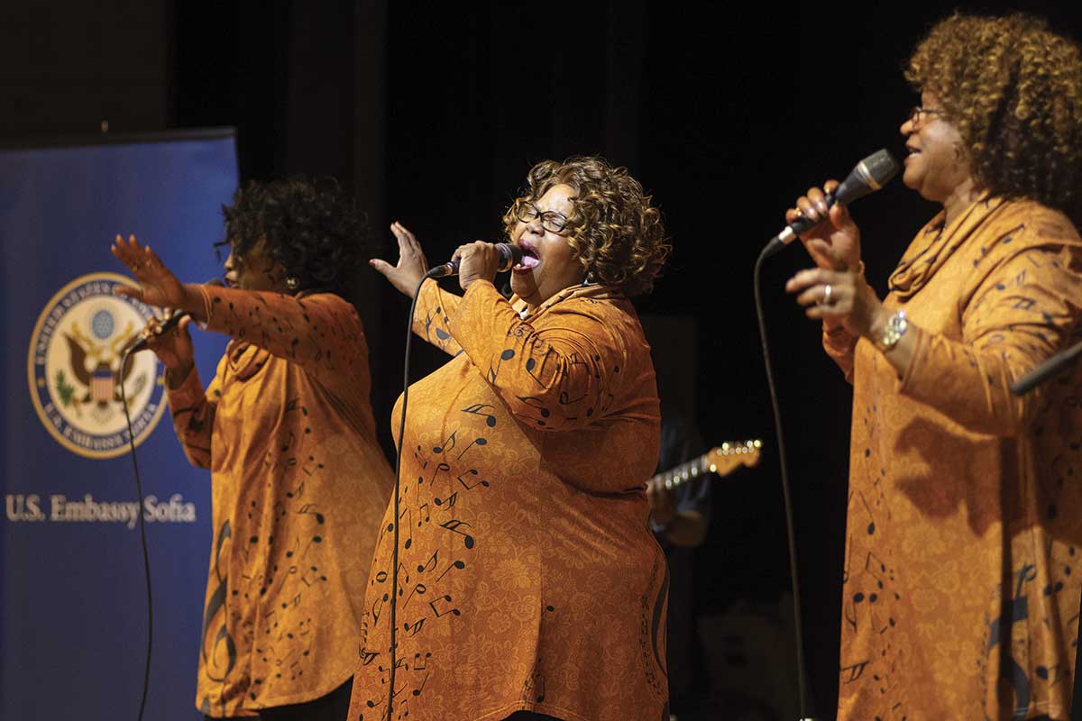 The Legendary Ingramettes Gospel